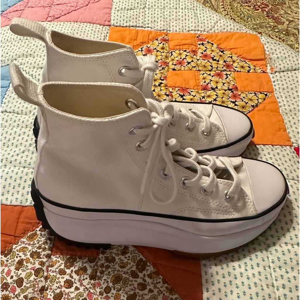 Chuck Taylor Converse
